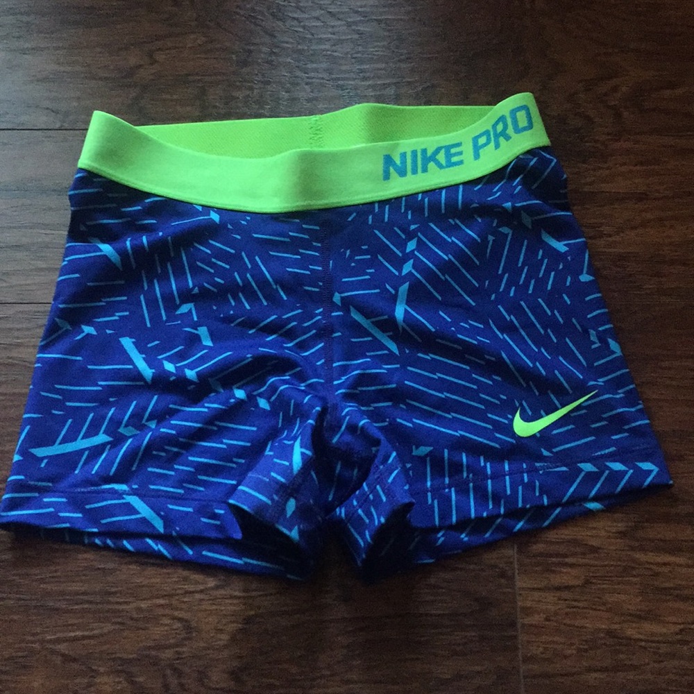 Nike Pro dry fit short